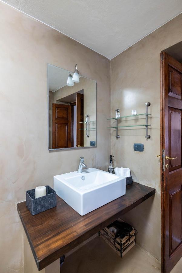 La Finestra Sulle Langhe - M3Langhe Apartment Cherasco Exterior photo