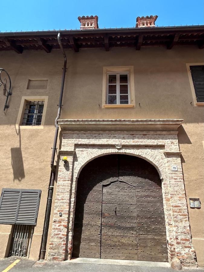 La Finestra Sulle Langhe - M3Langhe Apartment Cherasco Exterior photo